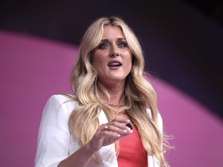 Riley Gaines Life style