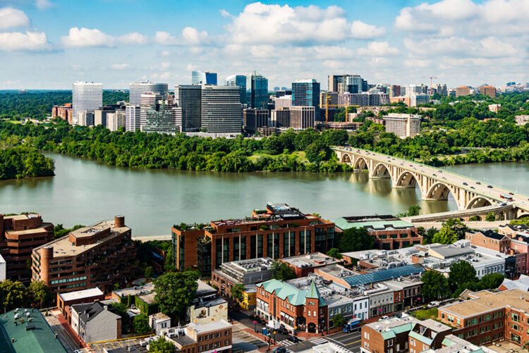 Why Restorify Moving Arlington is Gaining Momentum in Northern Virginia – February 2026 Insights