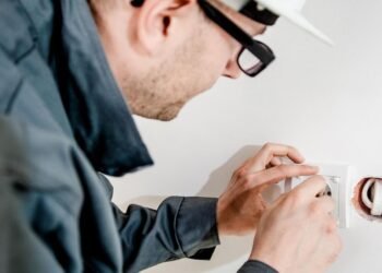 Reliable Cheltenham Electrician for Homes, Offices, and Emergencies