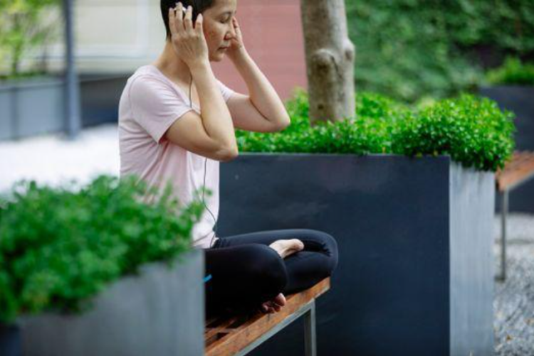 How to Listen to Your Body Instead of Your Schedule