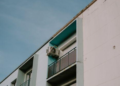 Coastal Living Challenges: How Air Conditioning Solves Unique Temperature Problems