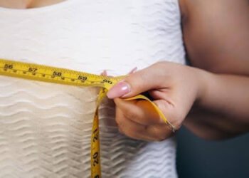 5 Crucial Factors to Consider When Choosing Your Breast Implant Size
